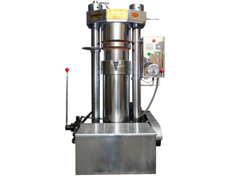 為什么液壓榨油機能夠得到廣大客戶的青睞呢？