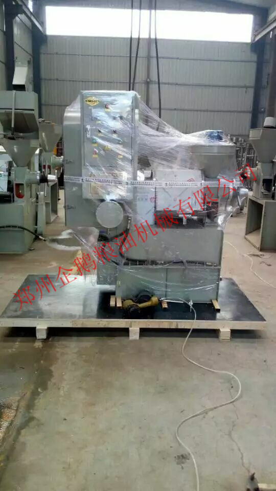 又一臺發(fā)往越南的榨油機發(fā)貨了！(圖1)